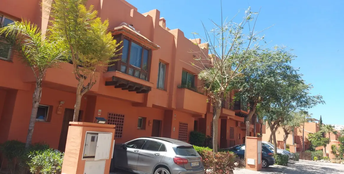 Sale of townhouse in Manilva 8