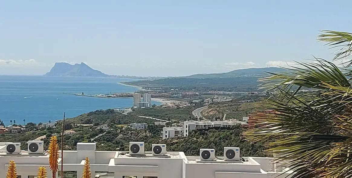 Sale of townhouse in Manilva 20