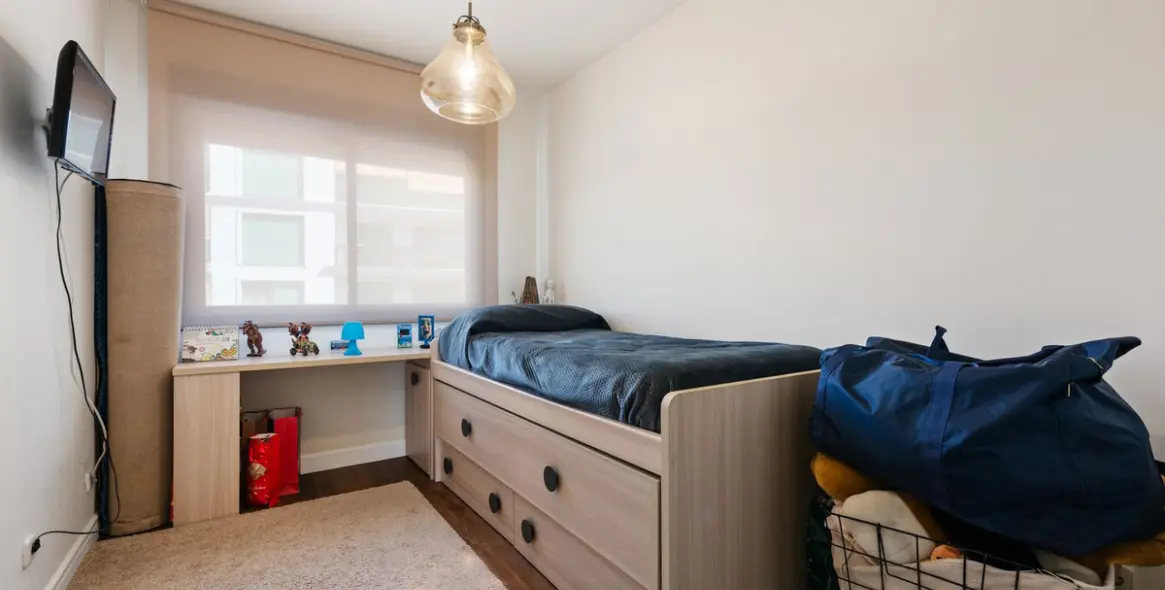 Sale of middle floor apartment in Estepona 14