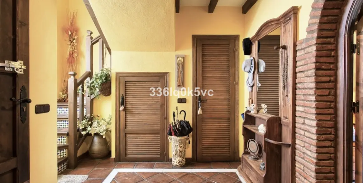 Sale of townhouse in Benahavís 1