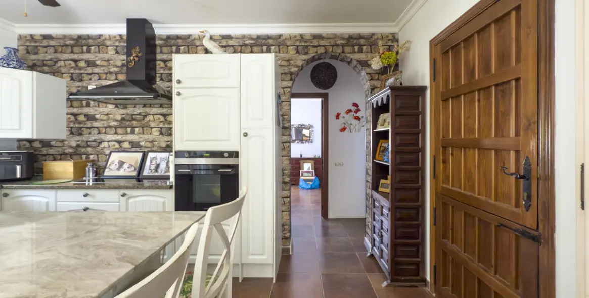 Sale of finca - cortijo in Tolox 5