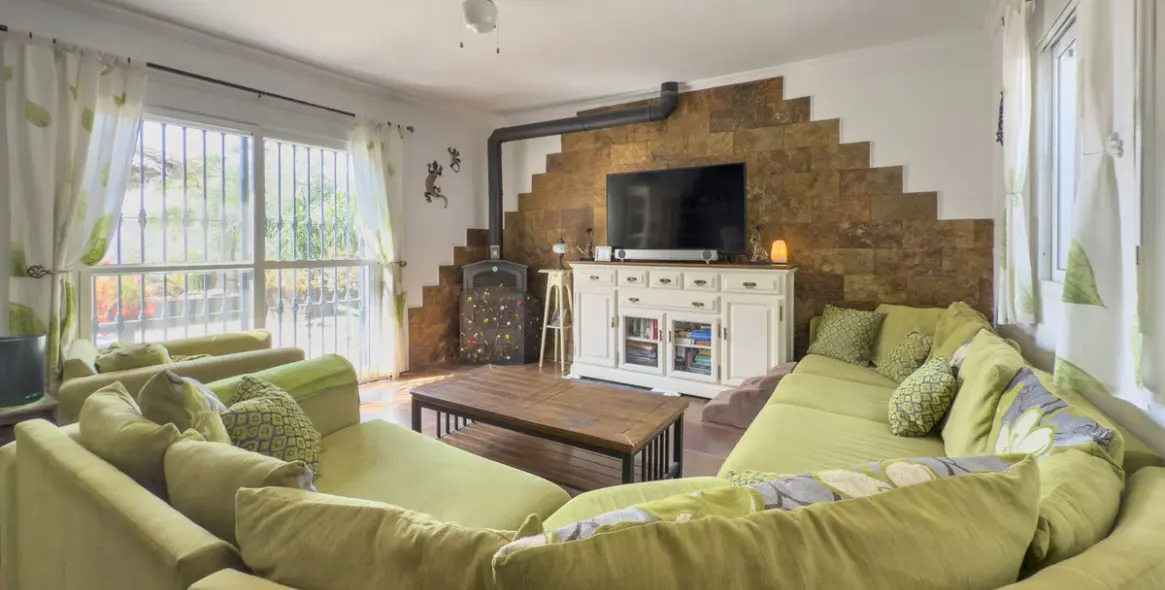 Sale of finca - cortijo in Tolox 9