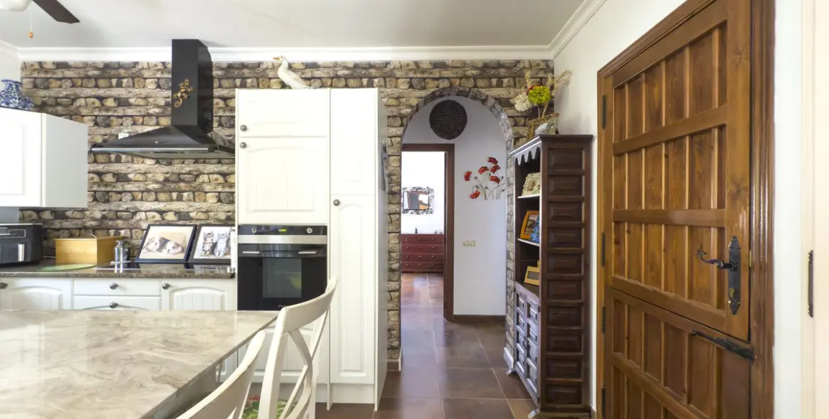 Sale of finca - cortijo in Tolox 20