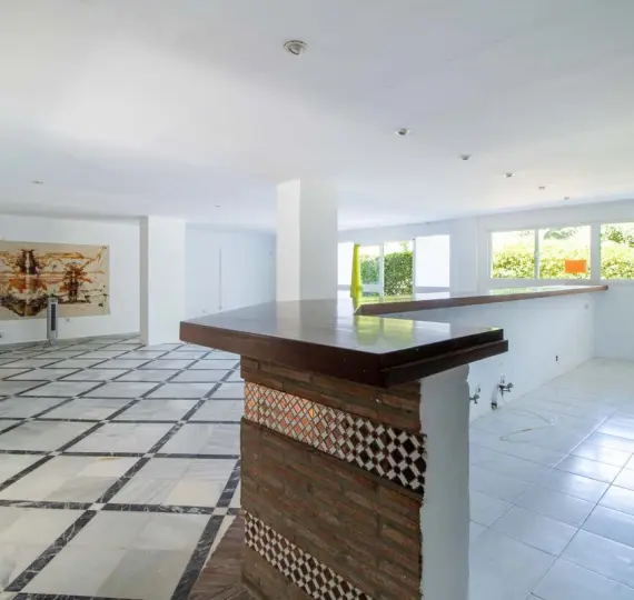 Продажа бизнеса в Estepona