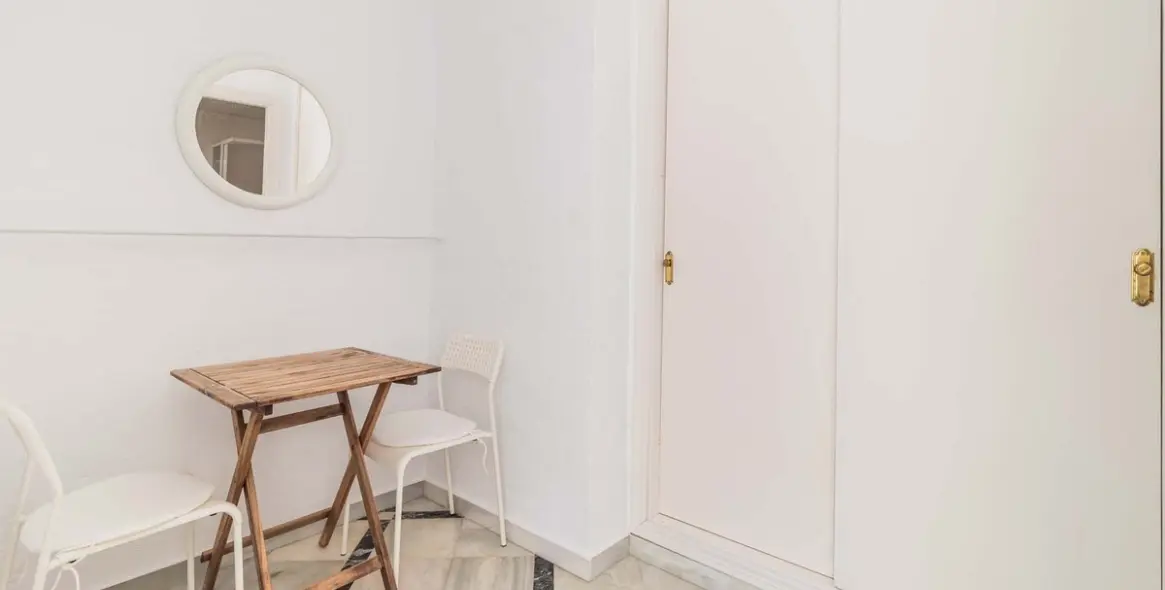 Sale of business in Estepona 21