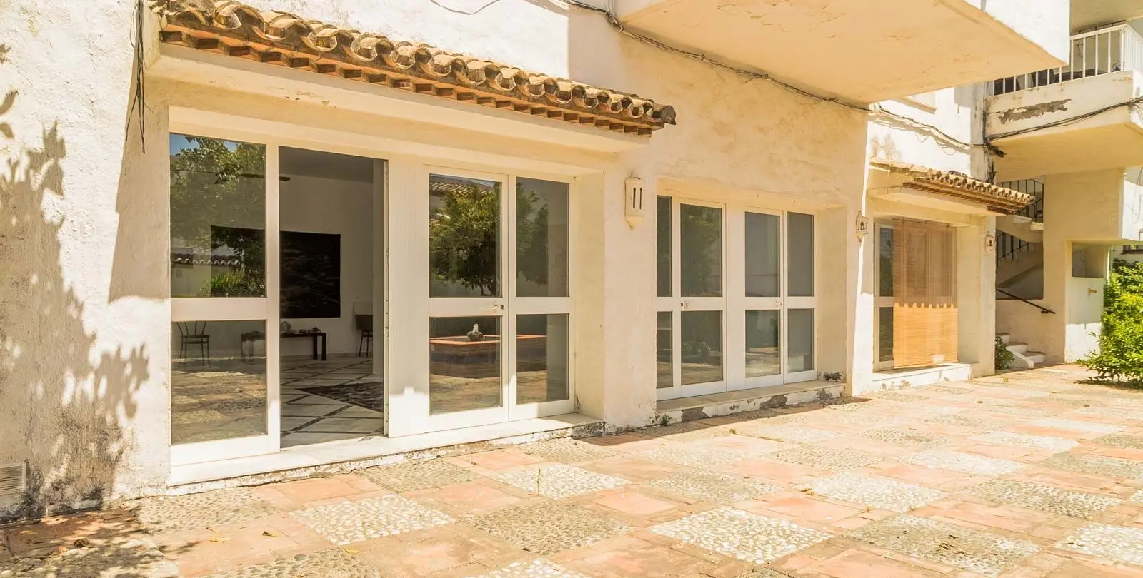 Продажа бизнеса в Estepona 2