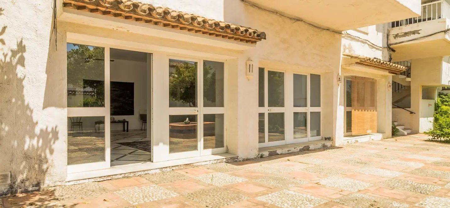 Продажа бизнеса в Estepona 1