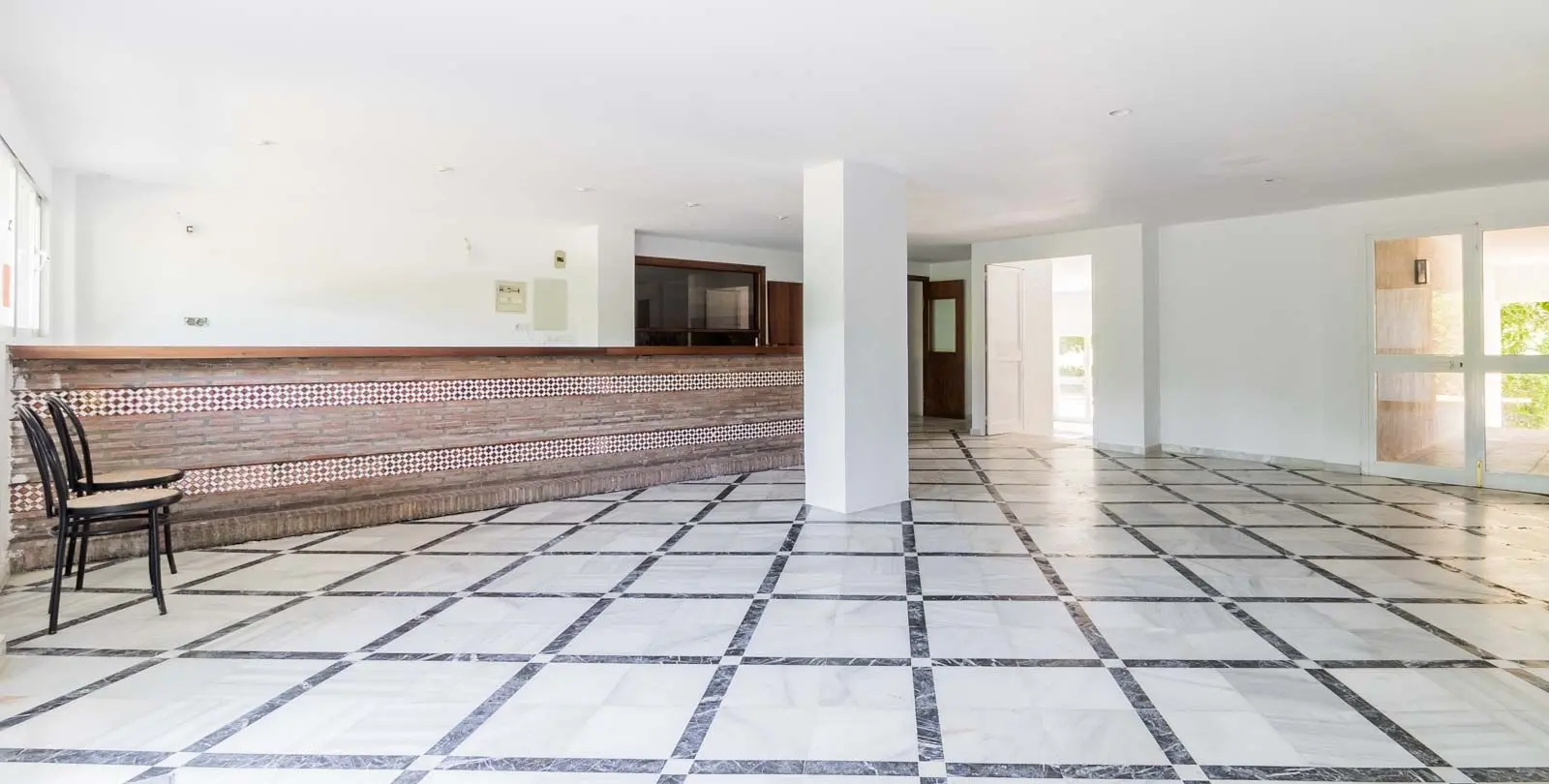 Продажа бизнеса в Estepona 4