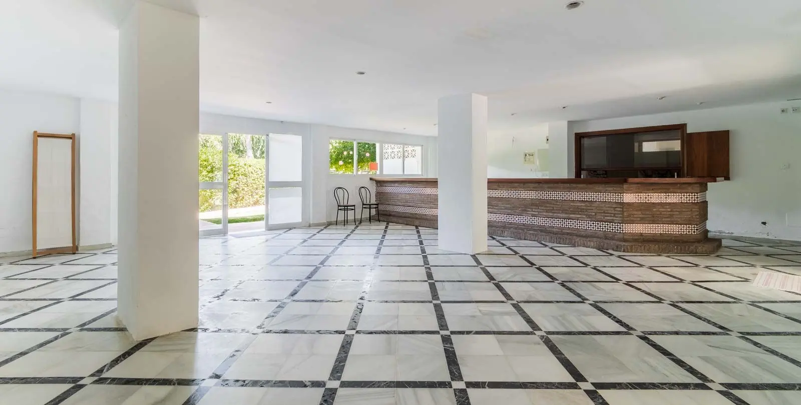Продажа бизнеса в Estepona 5