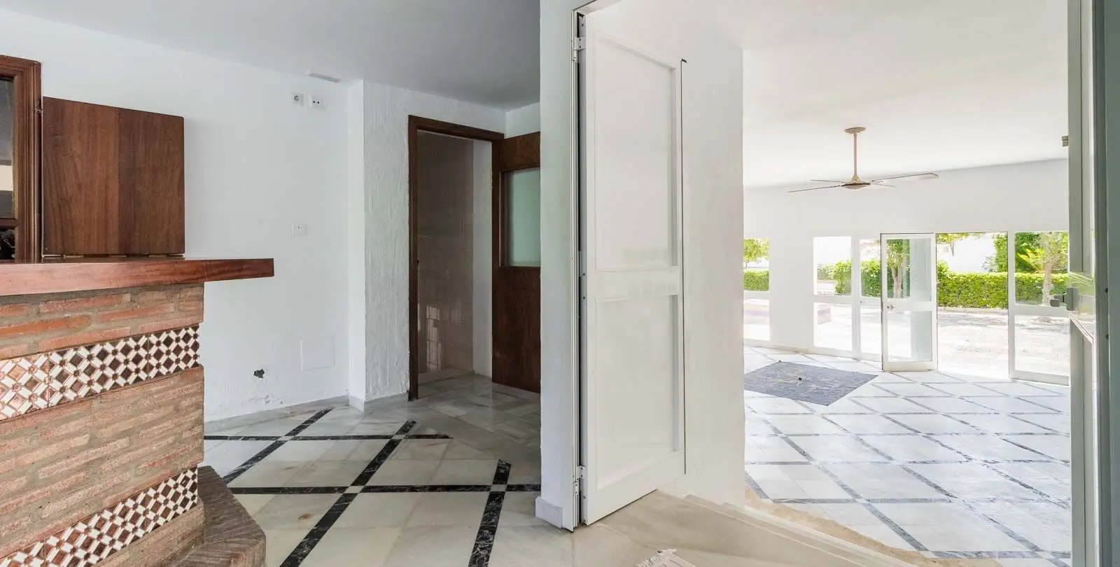Продажа бизнеса в Estepona 7