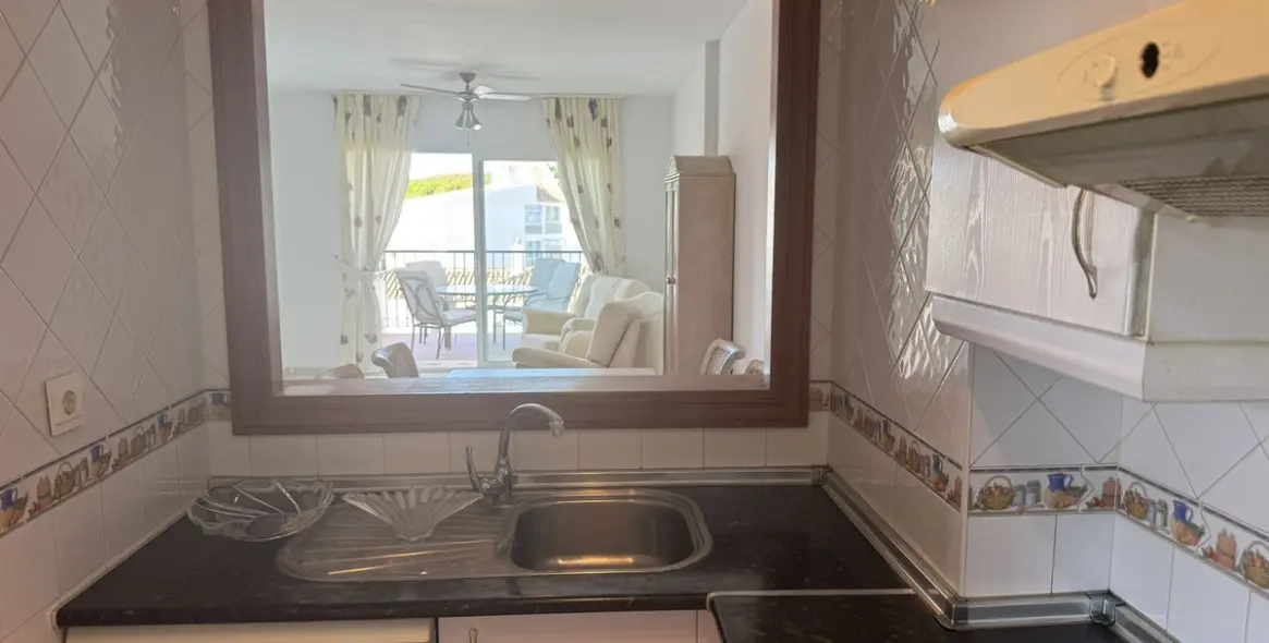 Продажа апартаментов на среднем этаже в Calahonda 10