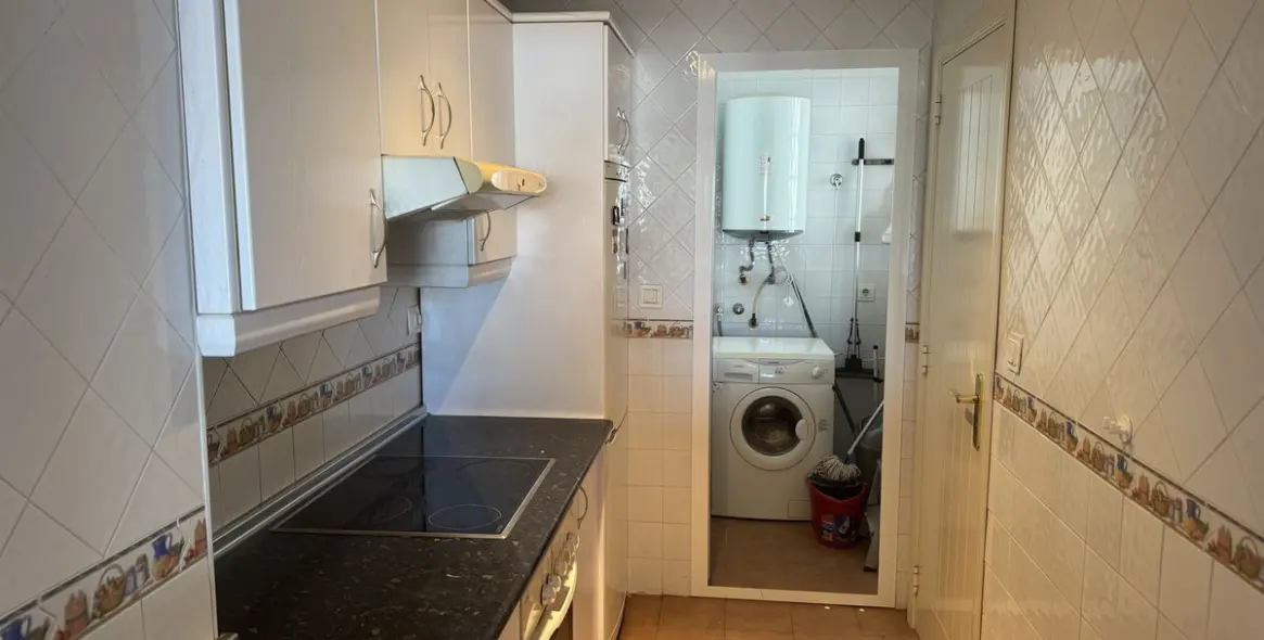 Продажа апартаментов на среднем этаже в Calahonda 11