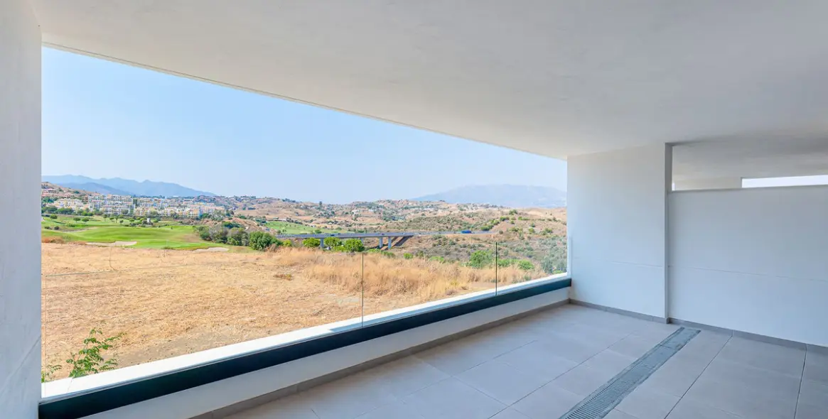 Sale of middle floor apartment in Calanova Golf 1