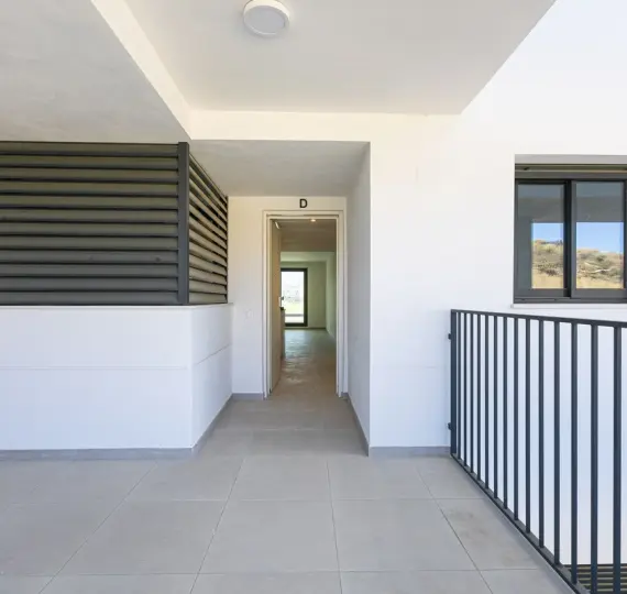 Продажа апартаментов на среднем этаже в Calanova Golf