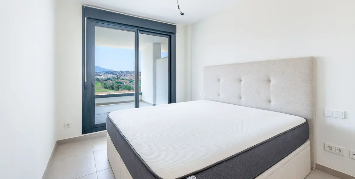 Sale of middle floor apartment in Calanova Golf 12