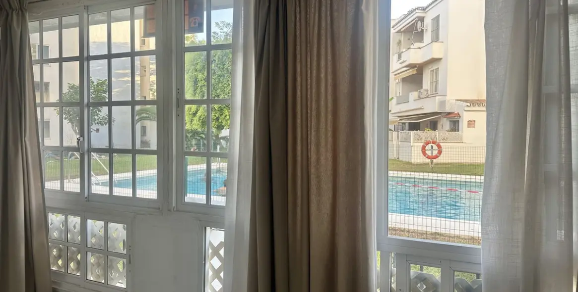 Sale of ground floor apartment in Marbella 2