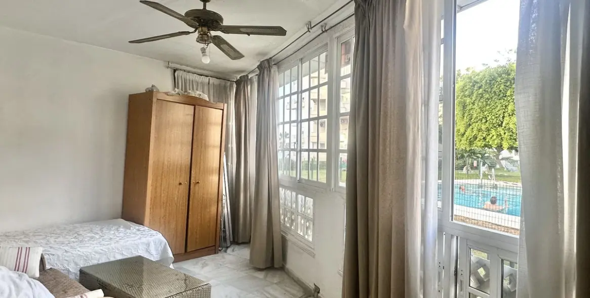 Sale of ground floor apartment in Marbella 13