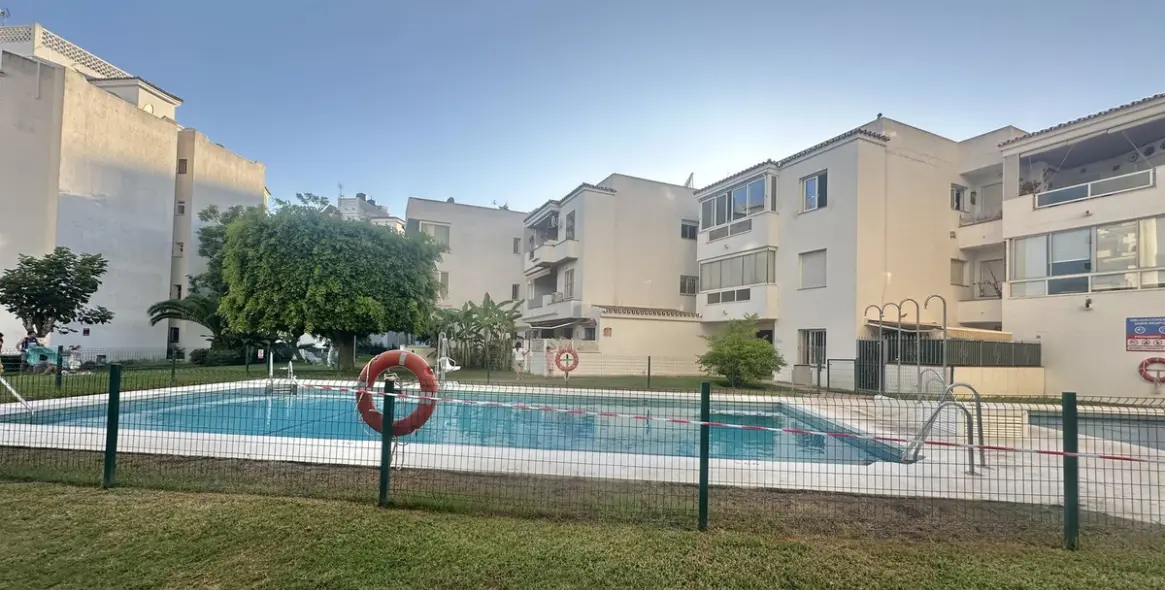 Sale of ground floor apartment in Marbella 21
