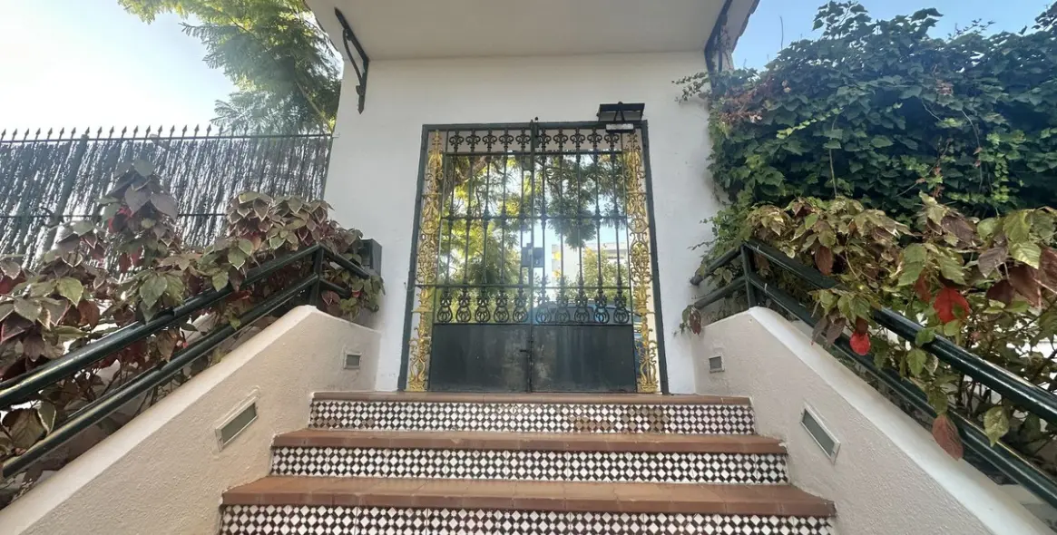 Sale of ground floor apartment in Marbella 37