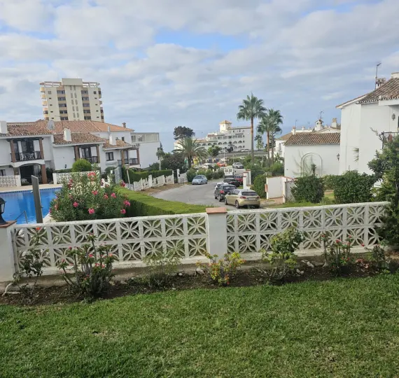 Sale of ground floor apartment in Riviera del Sol