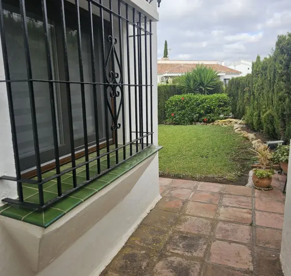 Sale of ground floor apartment in Riviera del Sol