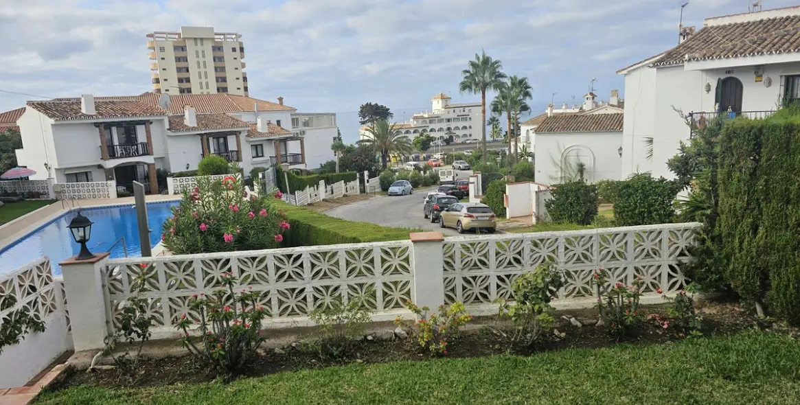 Venta de apartamento en planta baja en Riviera del Sol 3