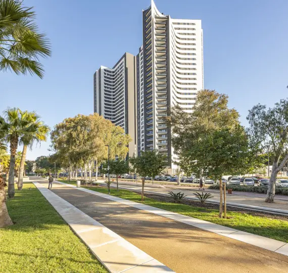 Sale of middle floor apartment in Málaga