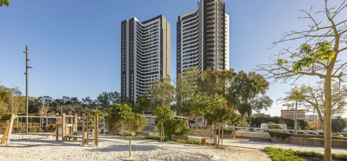 Sale of middle floor apartment in Málaga 1