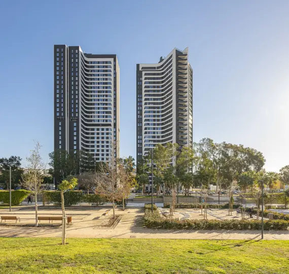 Sale of middle floor apartment in Málaga