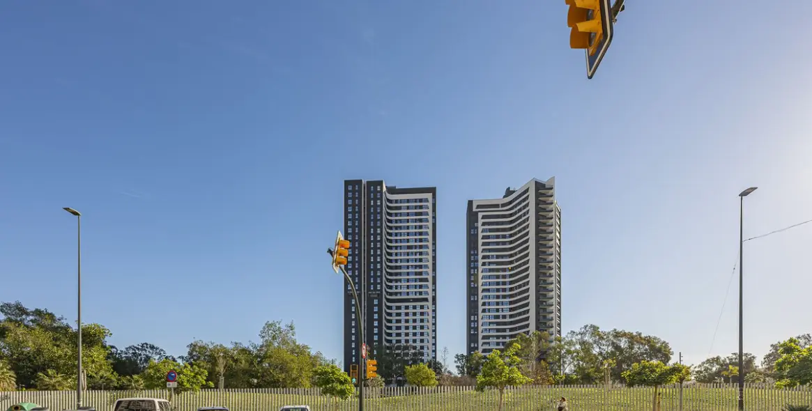 Sale of middle floor apartment in Málaga 19