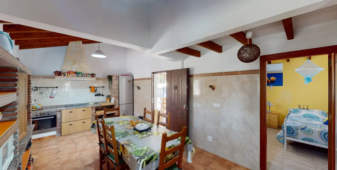 Sale of detached villa in El Borge 12