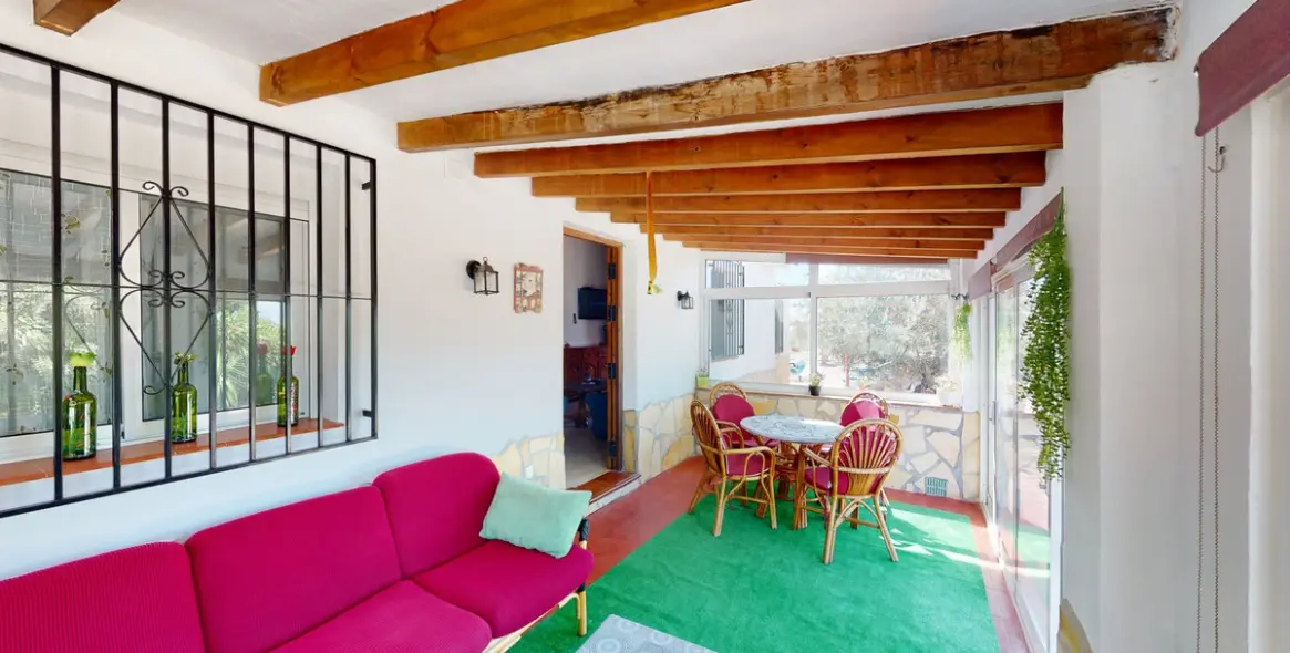 Sale of detached villa in El Borge 16