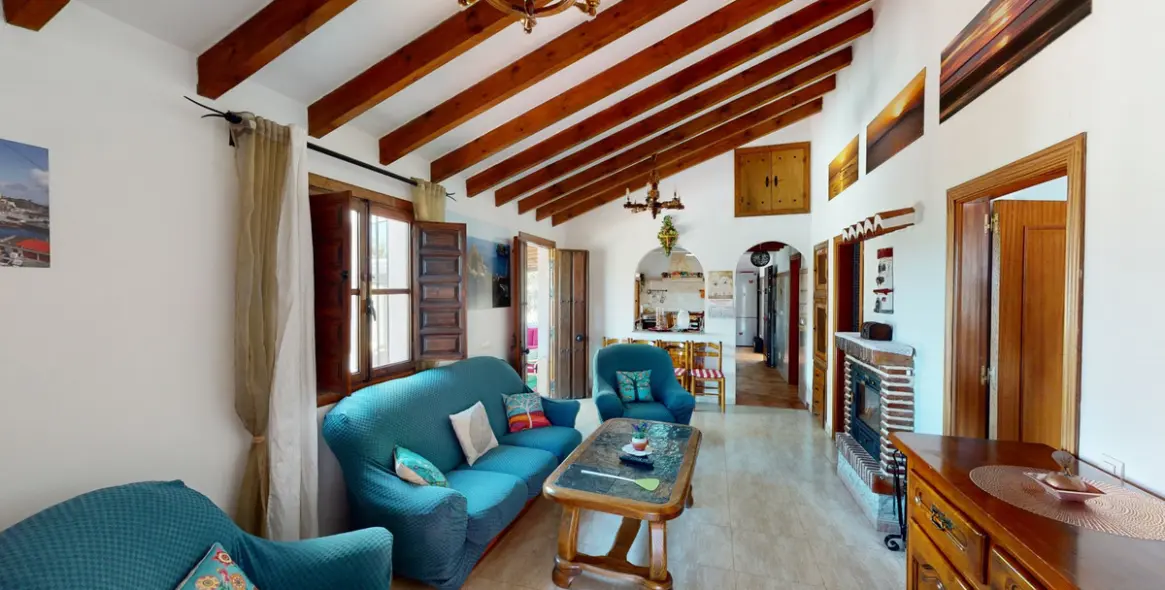 Продажа  отдельно стоящей виллы в El Borge 22