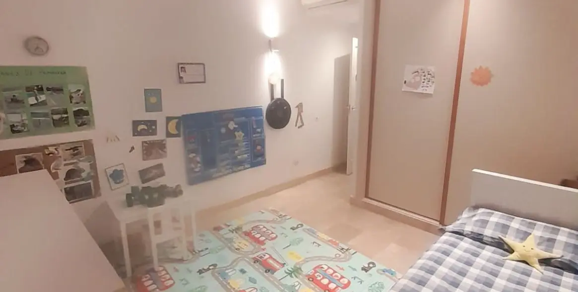 Продажа апартаментов на первом этаже в Casares 16