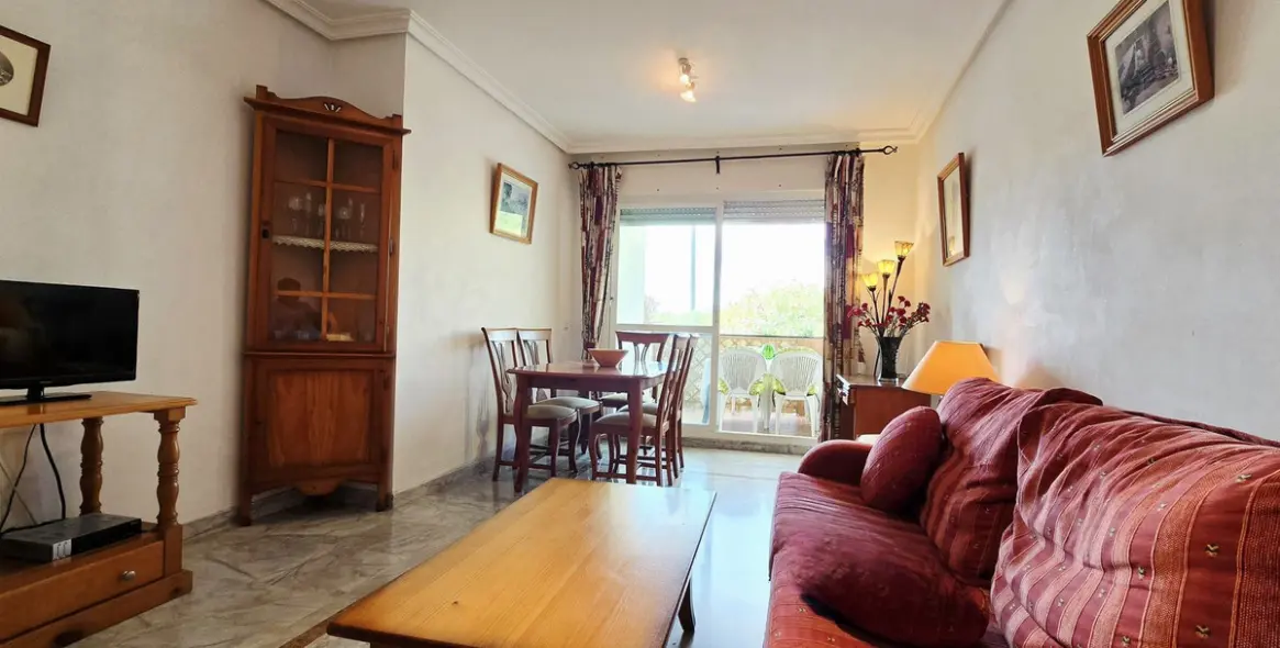 Sale of middle floor apartment in Nueva Andalucía 7