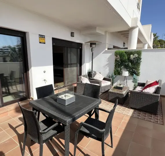 Sale of ground floor apartment in La Cala de Mijas