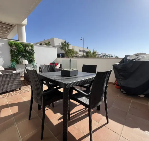Sale of ground floor apartment in La Cala de Mijas