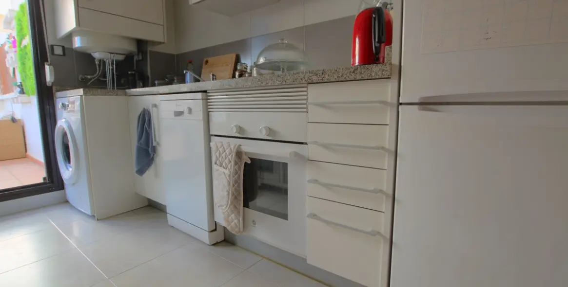 Sale of ground floor apartment in La Cala de Mijas 10