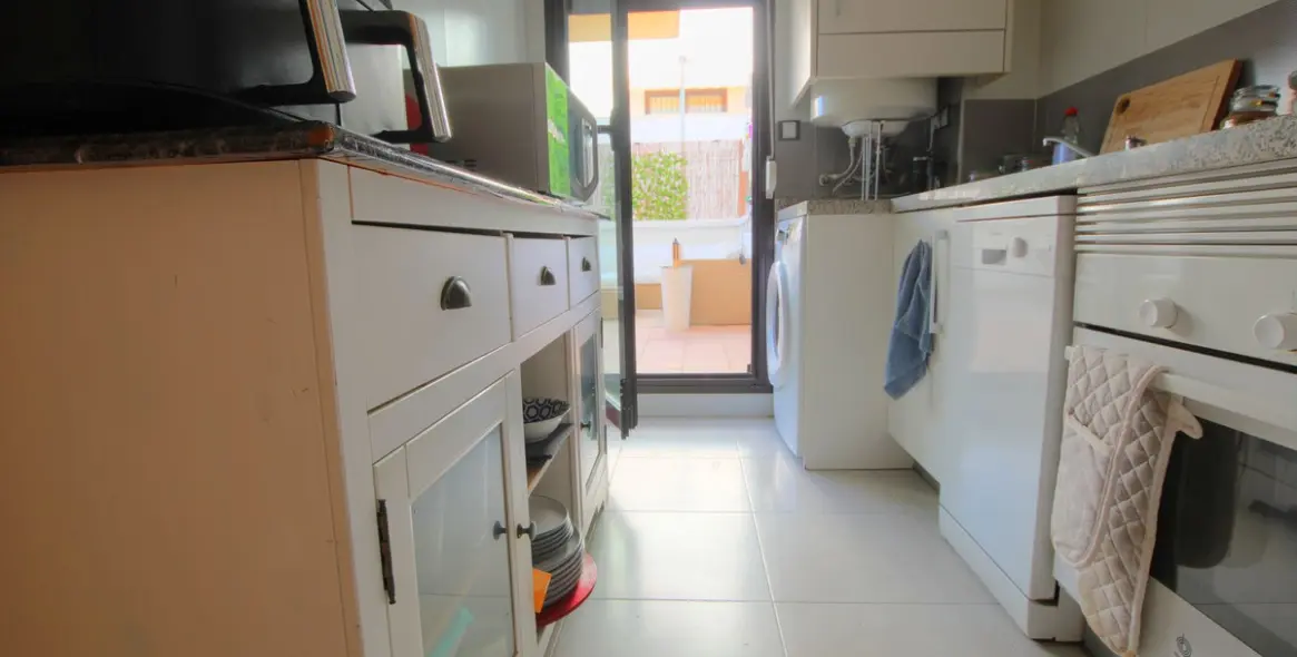 Sale of ground floor apartment in La Cala de Mijas 11