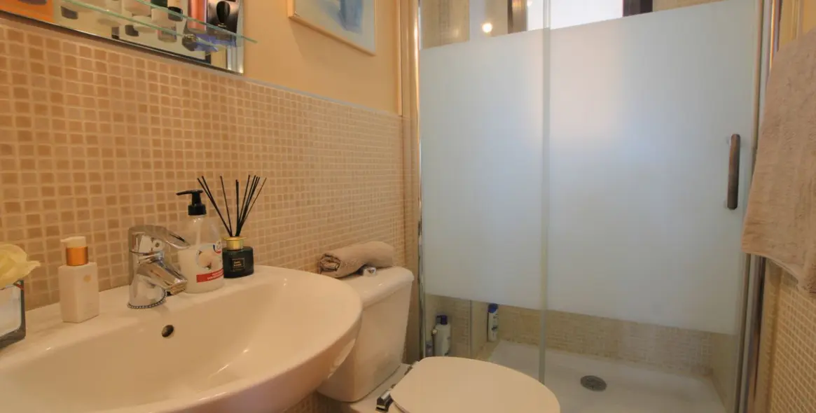 Sale of ground floor apartment in La Cala de Mijas 20