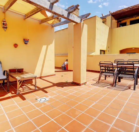 Sale of penthouse in Miraflores