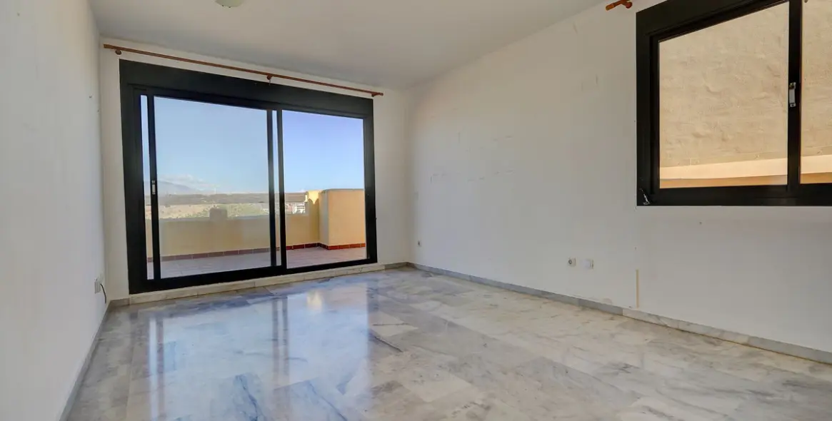 Sale of penthouse in Miraflores 7