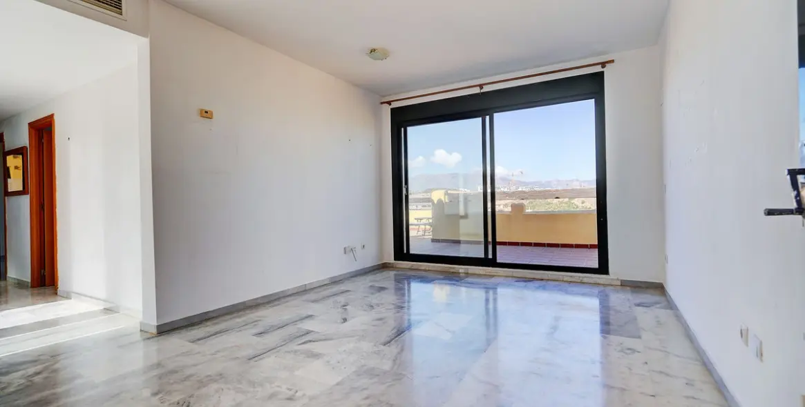 Sale of penthouse in Miraflores 8