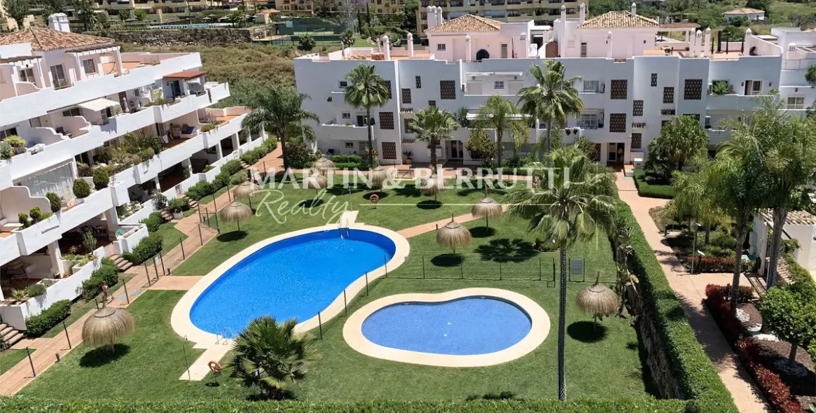 Sale of penthouse duplex in Selwo 1