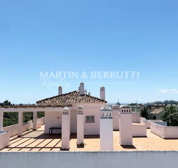 Sale of penthouse duplex in Selwo