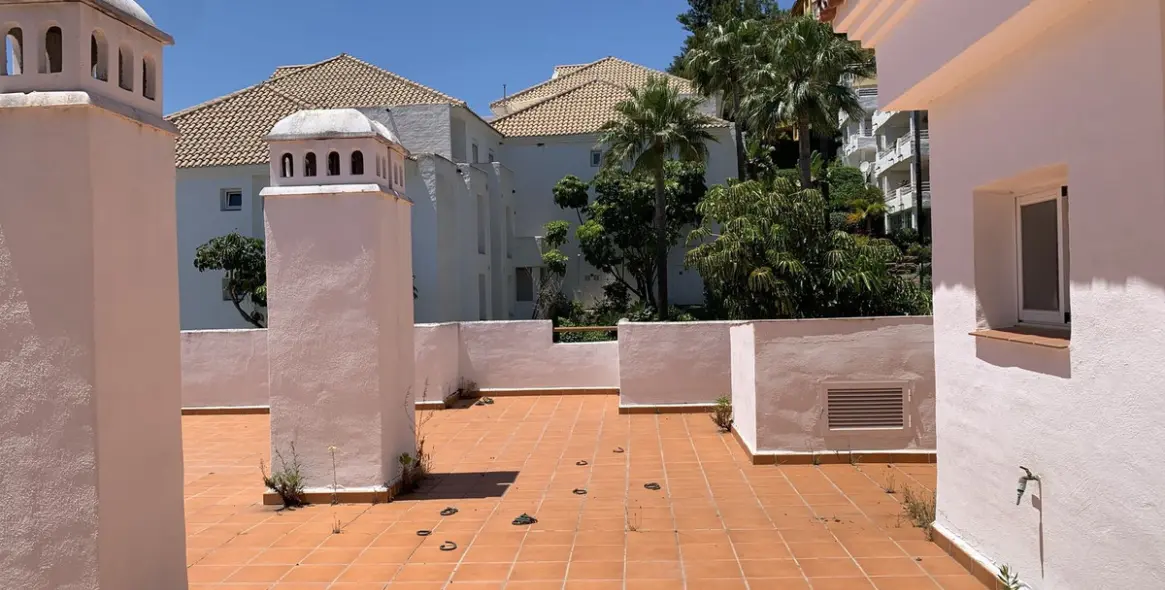 Sale of penthouse duplex in Selwo 3