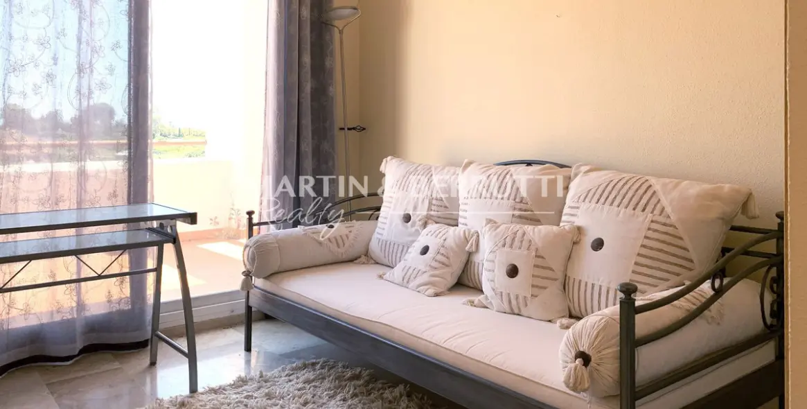 Sale of penthouse duplex in Selwo 10