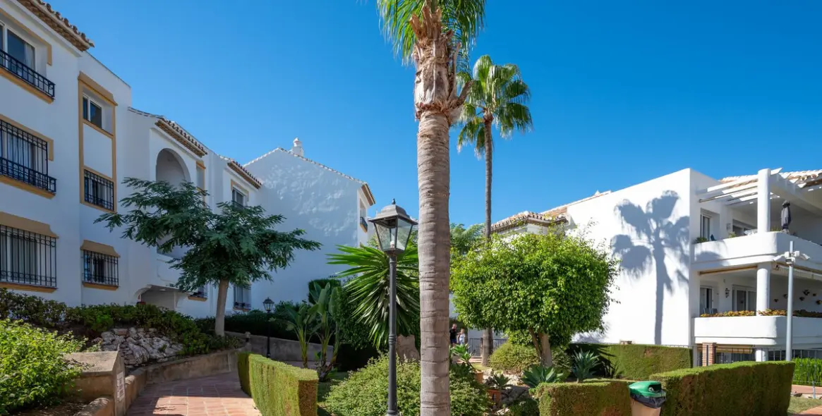 Продажа апартаментов на среднем этаже в Mijas 16