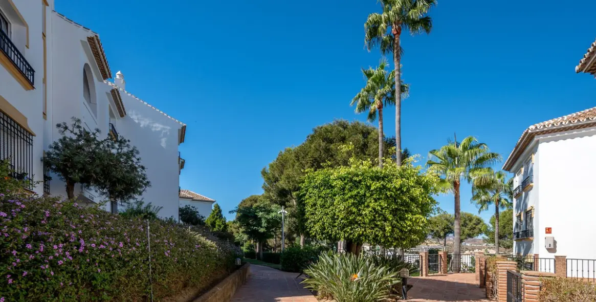 Продажа апартаментов на среднем этаже в Mijas 17