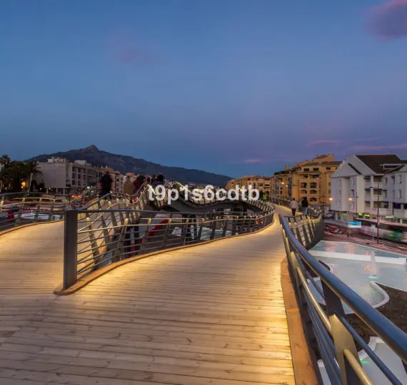 Sale of middle floor apartment in San Pedro de Alcántara